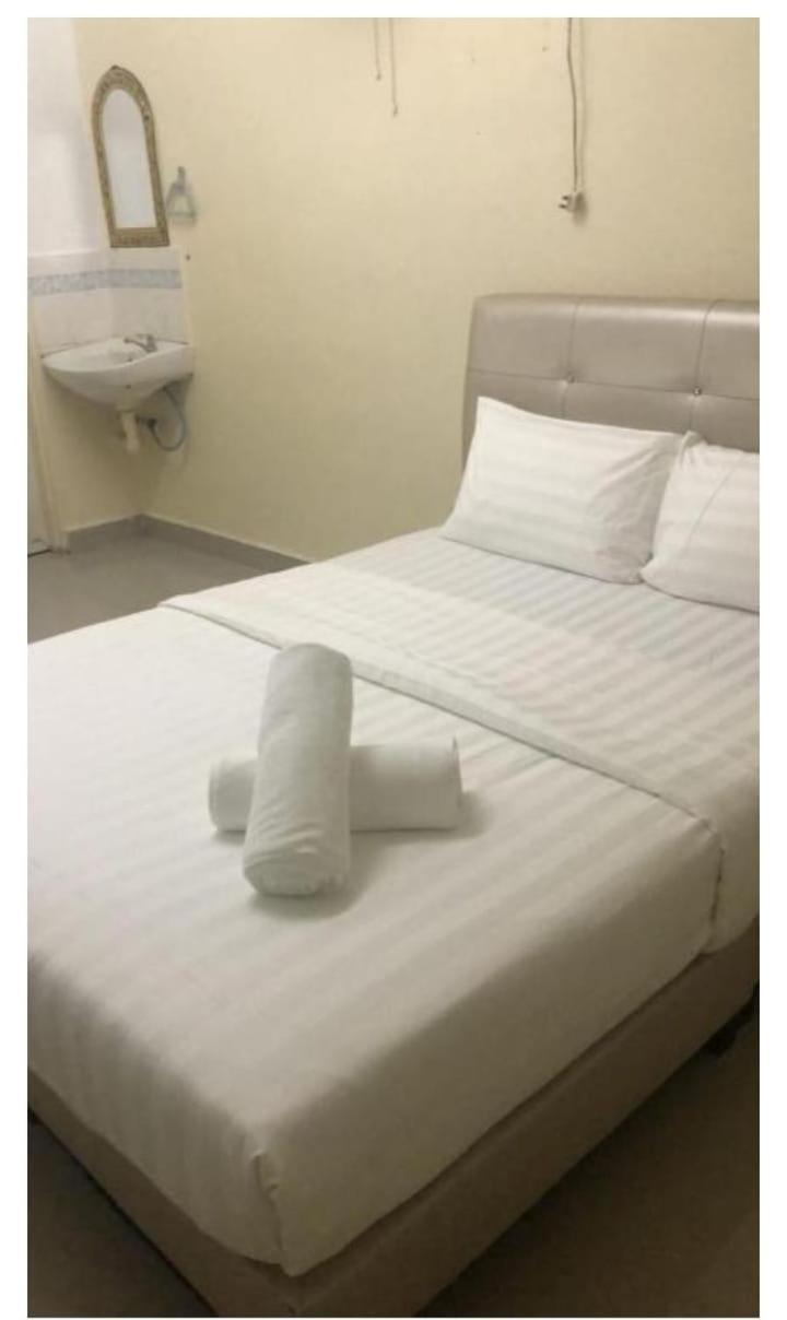 Netasha Holiday Inn タナ・ラタ エクステリア 写真